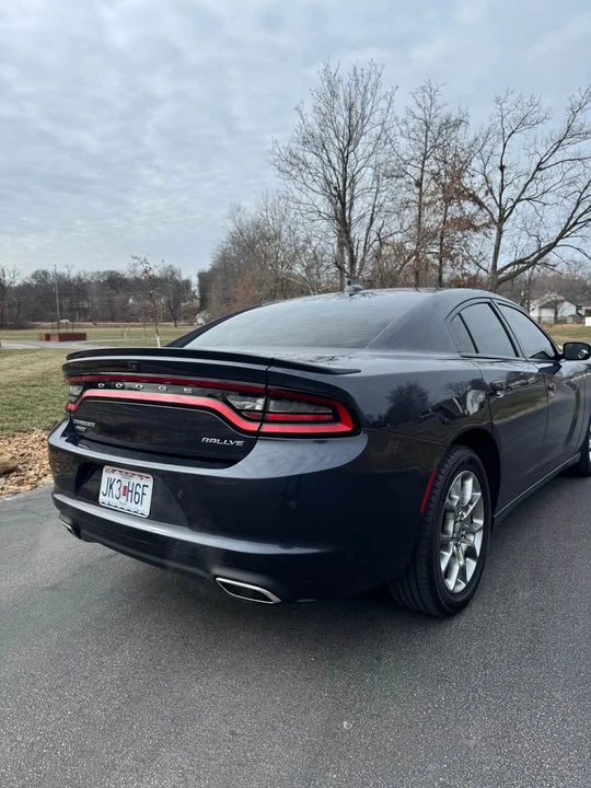 2017 Dodge Charger 7th Gen - Image 5 of 19