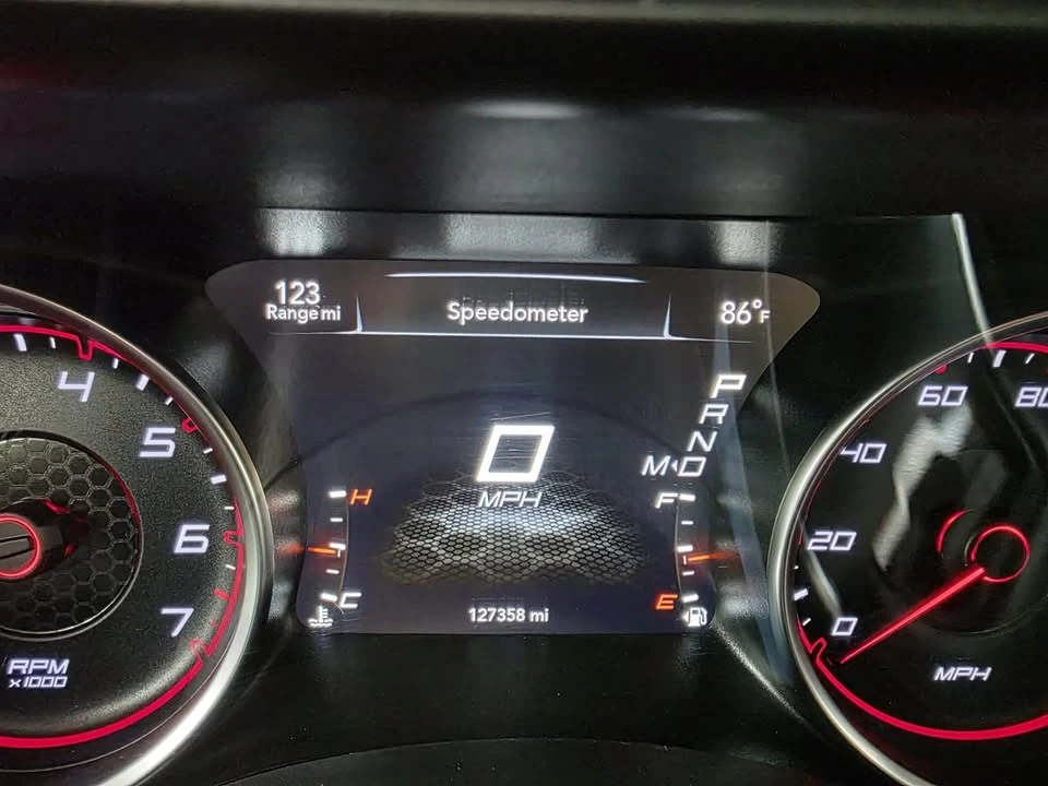 2017 Dodge Charger 7th Gen - Image 14 of 18