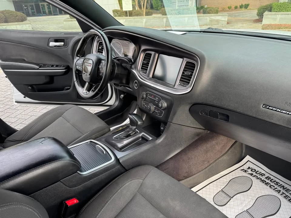 2017 Dodge Charger 7th Gen - Image 10 of 20
