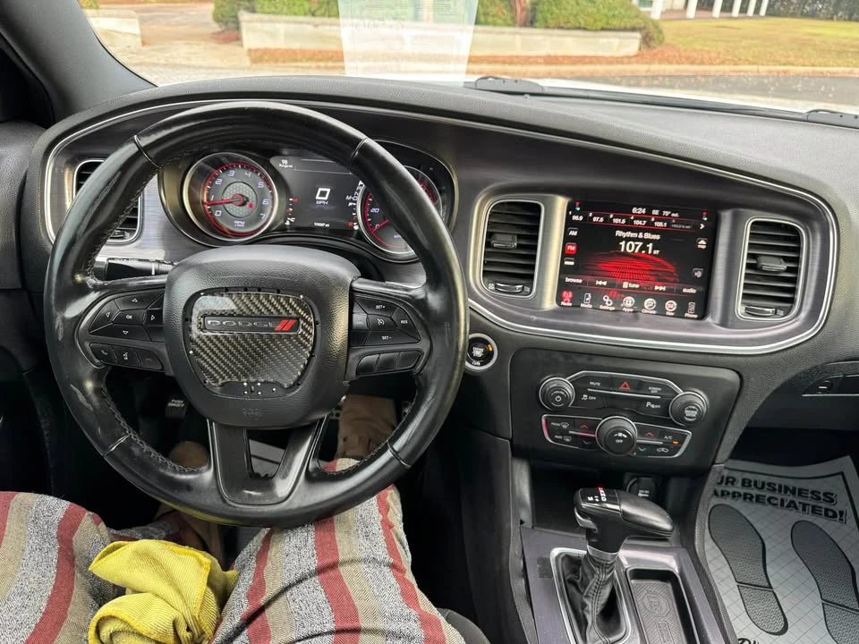 2017 Dodge Charger 7th Gen - Image 14 of 20