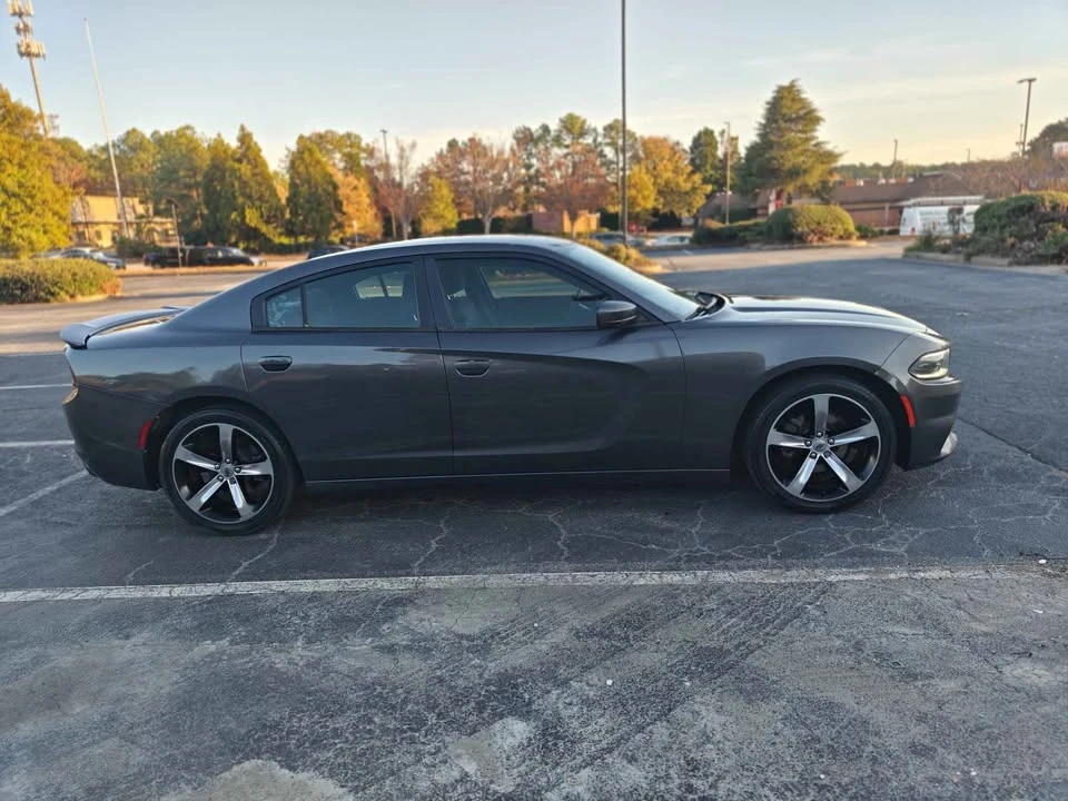 2017 Dodge Charger 7th Gen - Image 6 of 10