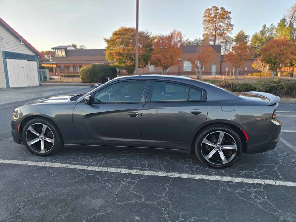 2017 Dodge Charger 7th Gen - Image 2 of 10