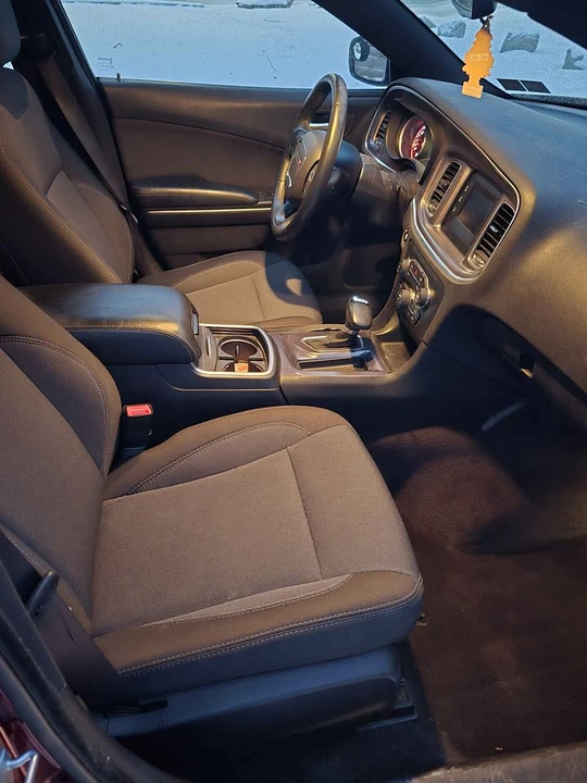 2017 Dodge Charger 7th Gen - Image 4 of 5