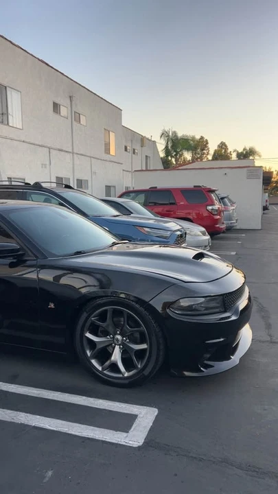 2017 Dodge Charger 7th Gen - Image 2 of 12
