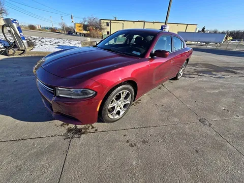 2017 Dodge Charger SE Sedan