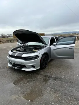 2017 Dodge Charger SE Sedan