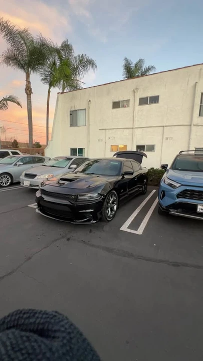 2017 Dodge Charger 7th Gen - Image 3 of 12