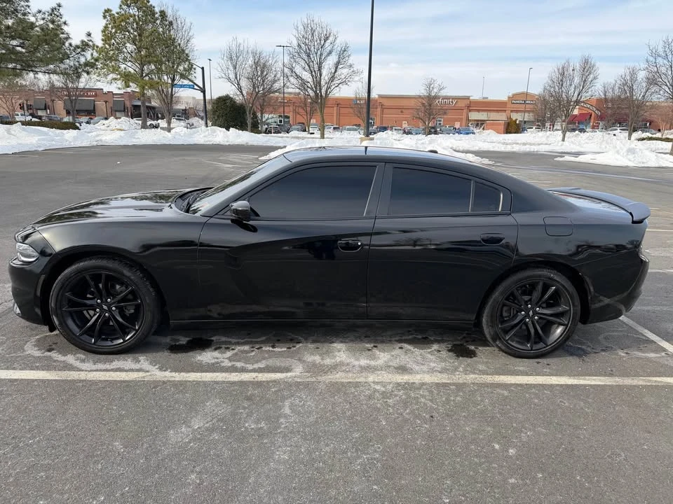 2017 Dodge Charger 7th Gen - Image 4 of 13