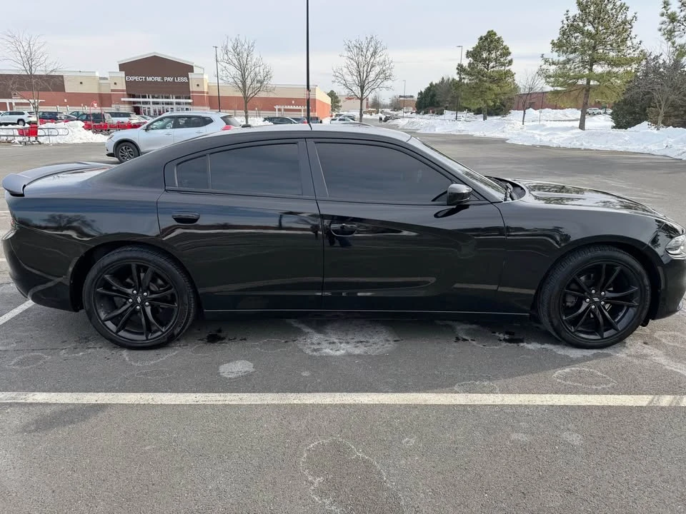 2017 Dodge Charger 7th Gen - Image 5 of 13