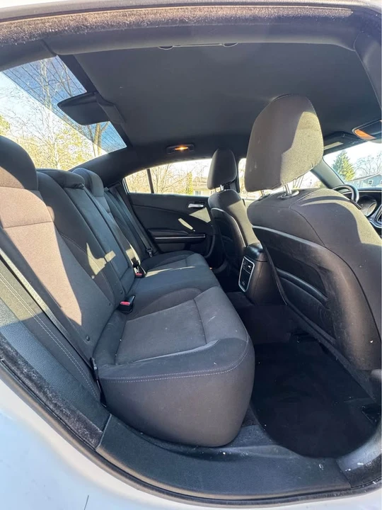 2017 Dodge Charger 7th Gen - Image 16 of 18