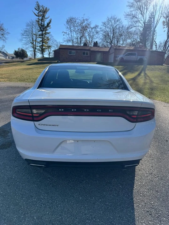 2017 Dodge Charger 7th Gen - Image 9 of 18