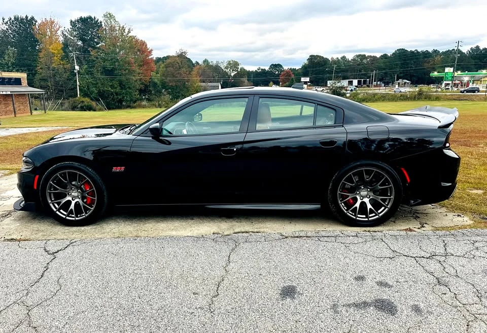 2017 Dodge Charger SRT & 392 7th Gen - Image 5 of 19