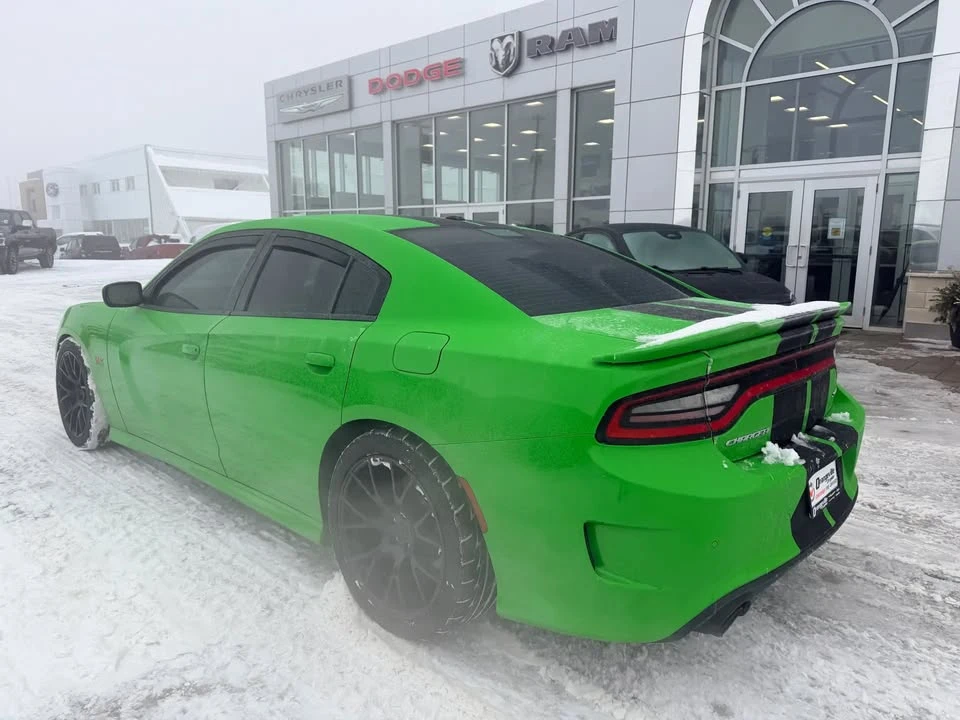 2017 Dodge Charger SRT & 392 7th Gen - Image 4 of 7