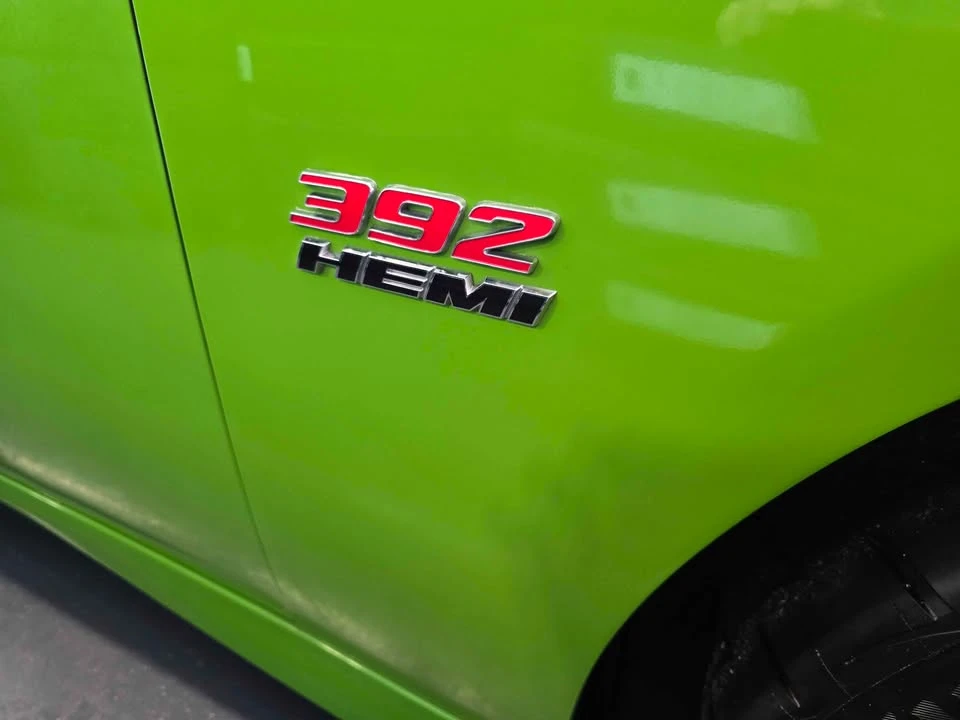 2017 Dodge Charger SRT Hellcat 7th Gen - Image 5 of 11