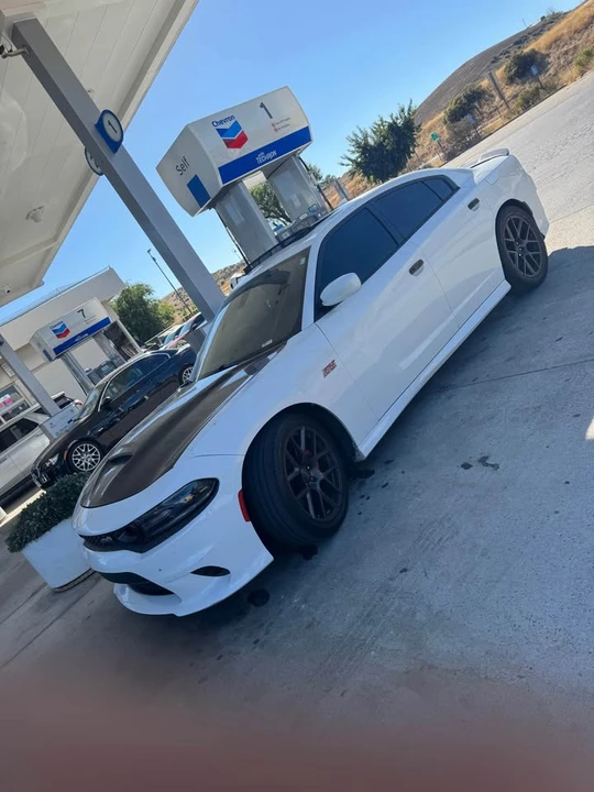 2017 Dodge Charger SRT & 392 7th Gen - Image 11 of 13