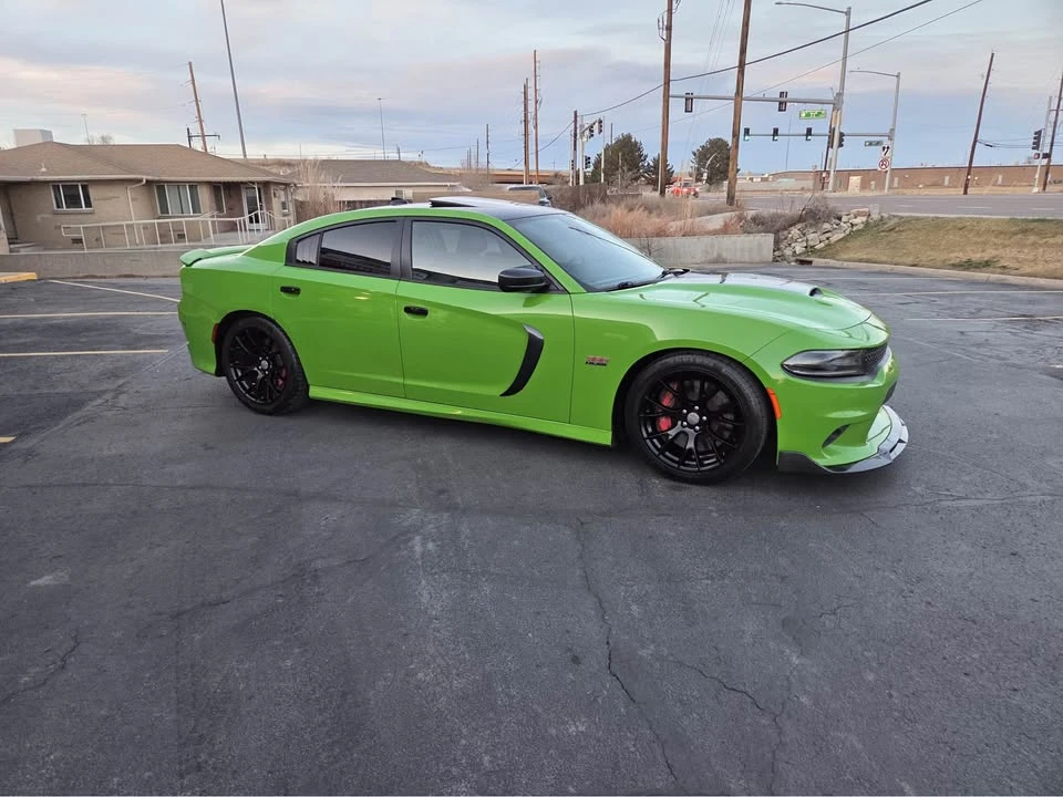 2017 Dodge Charger SRT Hellcat 7th Gen - Image 4 of 14