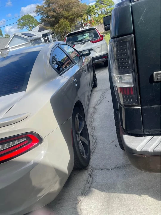 2017 Dodge Charger SRT & 392 7th Gen - Image 3 of 5