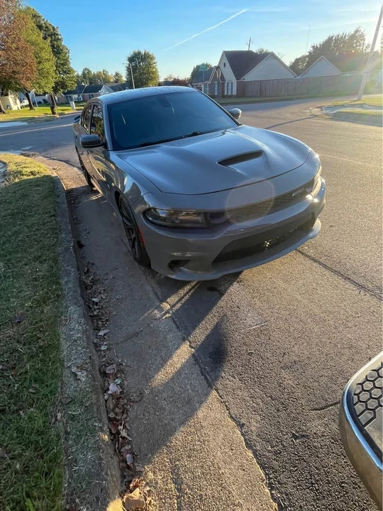 2017 Dodge Charger SRT Hellcat 7th Gen - Image 2 of 9