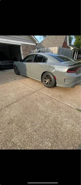 2017 Dodge Charger SRT Hellcat 7th Gen - Image 8 of 9