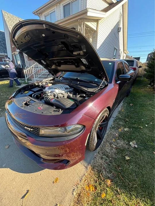 2017 Dodge Charger SRT Hellcat 7th Gen - Image 8 of 12