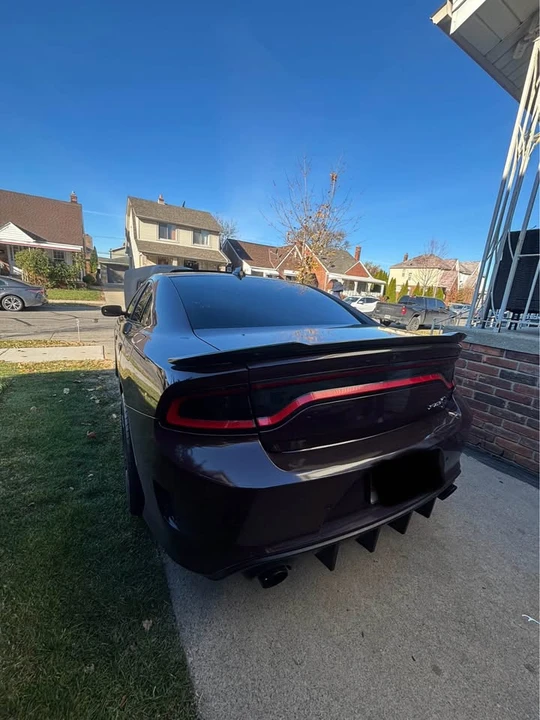 2017 Dodge Charger SRT Hellcat 7th Gen - Image 7 of 12