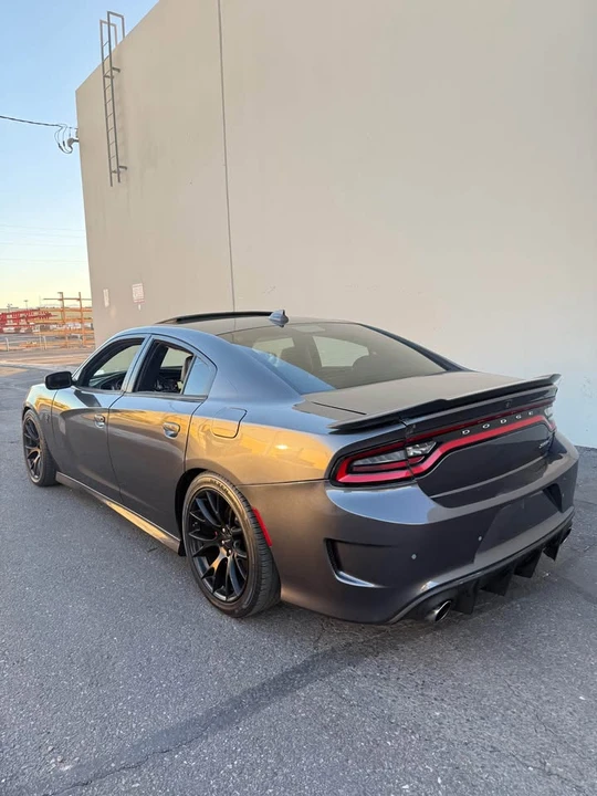 2017 Dodge Charger SRT Hellcat 7th Gen - Image 4 of 8