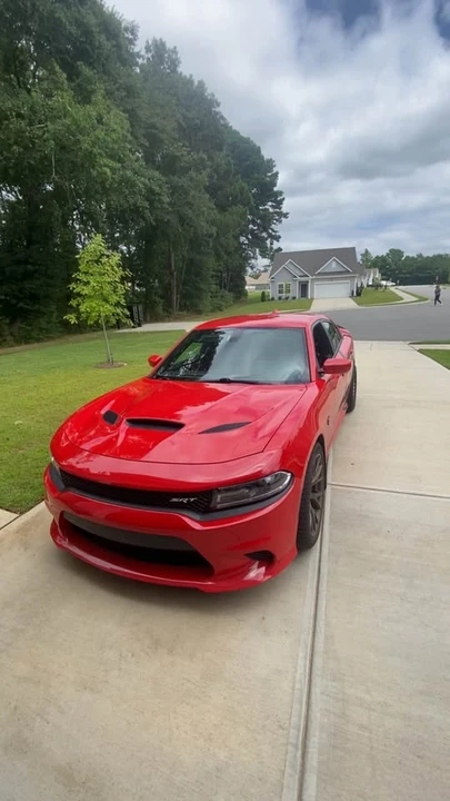 2017 Dodge Charger SRT Hellcat 7th Gen - Image 2 of 9