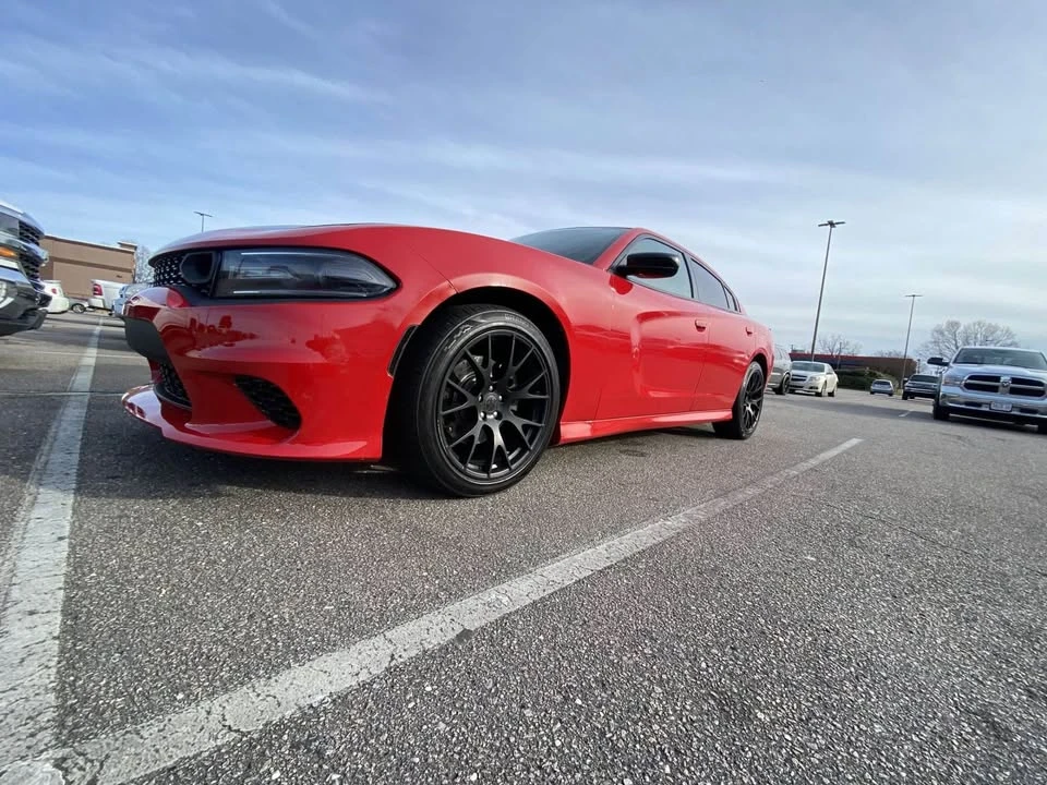 2017 Dodge Charger SRT Hellcat 7th Gen - Image 2 of 8