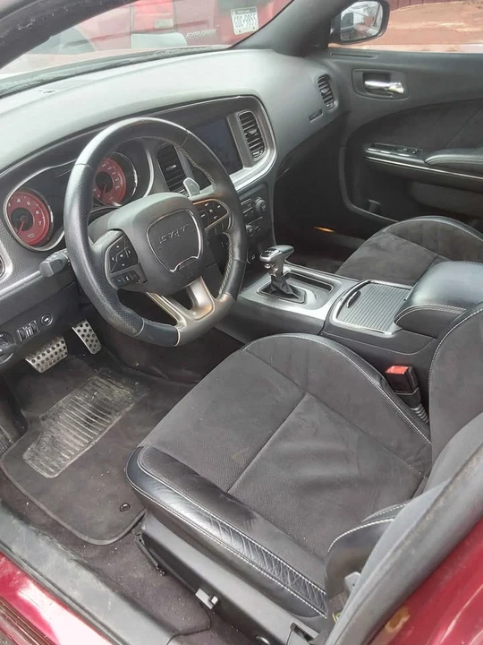2017 Dodge Charger SRT Hellcat 7th Gen - Image 7 of 9