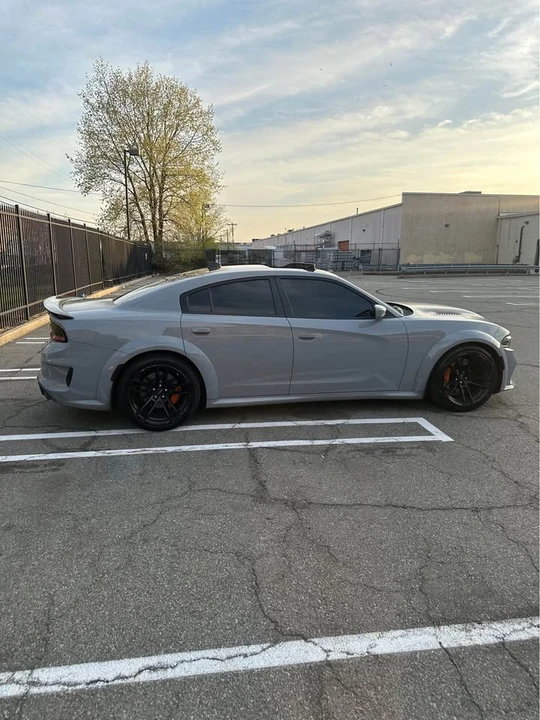 2017 Dodge Charger SRT Hellcat 7th Gen - Image 6 of 12