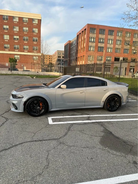 2017 Dodge Charger SRT Hellcat 7th Gen - Image 4 of 12