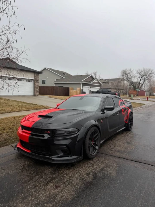 2017 Dodge Charger SRT Hellcat 7th Gen - Image 18 of 18