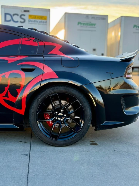 2017 Dodge Charger SRT Hellcat 7th Gen - Image 9 of 18