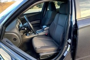 2017 Dodge Charger 7th Gen - Image 8 of 10
