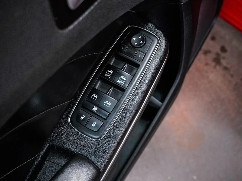 2017 Dodge Charger 7th Gen - Image 14 of 20