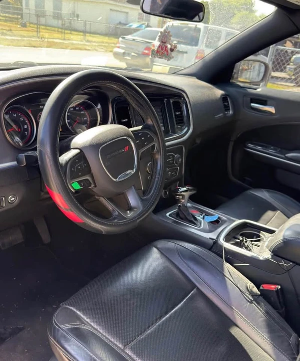 2017 Dodge Charger 7th Gen - Image 5 of 7