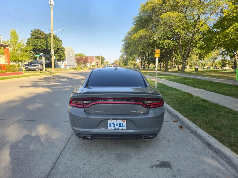 2017 Dodge Charger 7th Gen - Image 4 of 14