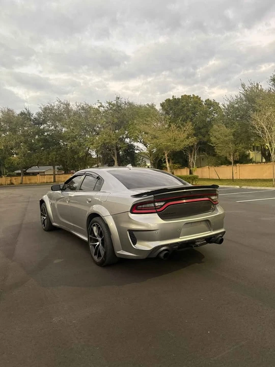 2017 Dodge Charger 7th Gen - Image 4 of 10