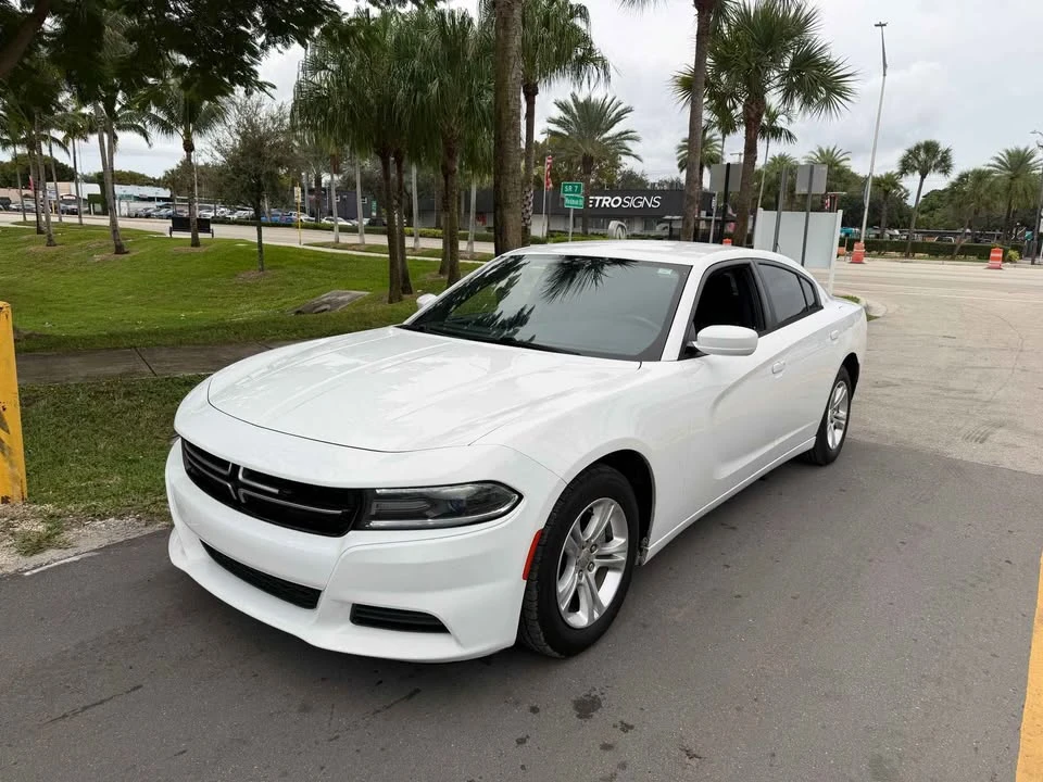 2017 Dodge Charger 7th Gen - Image 3 of 8
