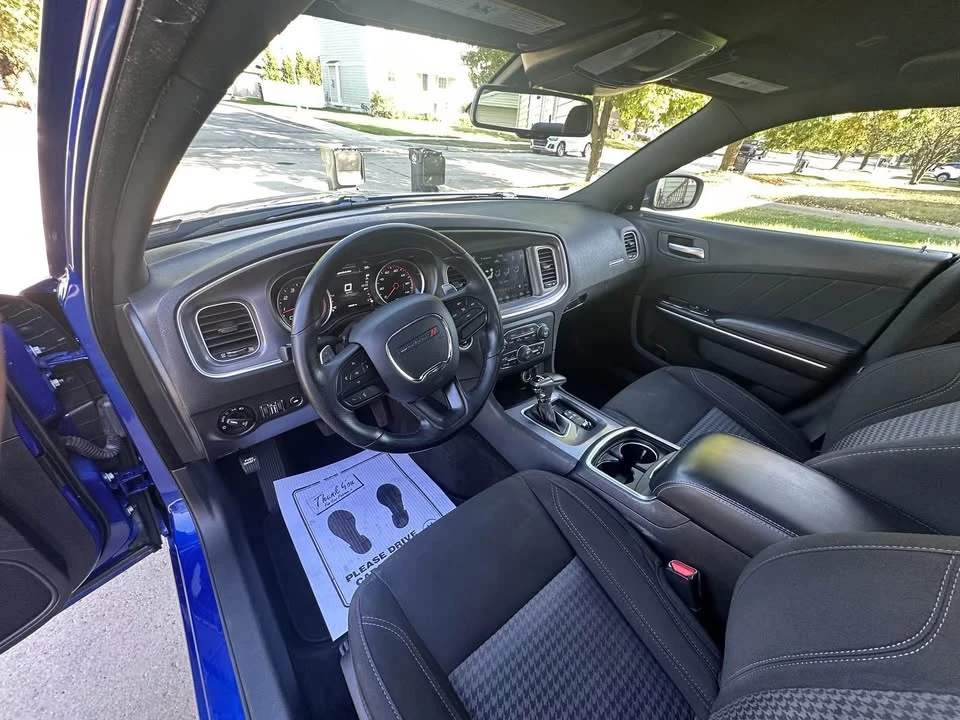 2017 Dodge Charger 7th Gen - Image 11 of 14