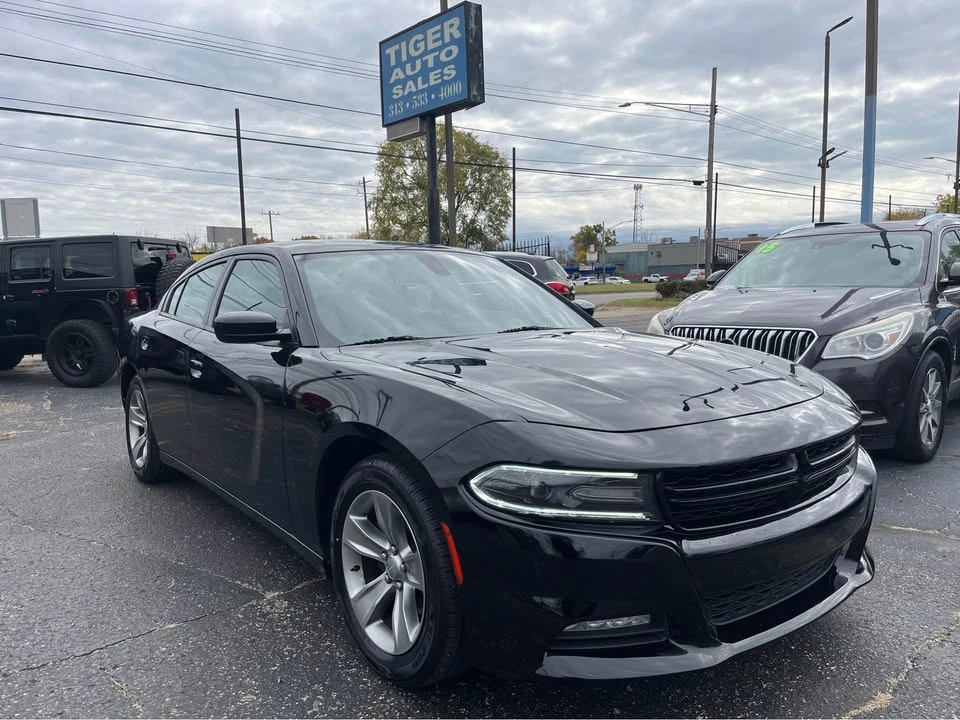 2017 Dodge Charger 7th Gen - Image 5 of 14