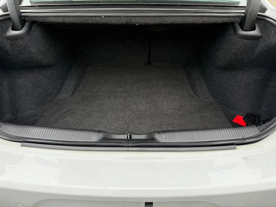 2017 Dodge Charger 7th Gen - Image 12 of 16