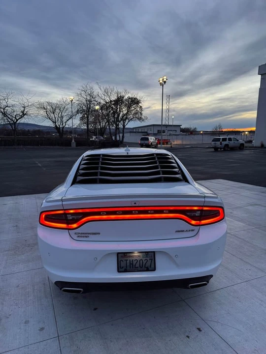 2017 Dodge Charger 7th Gen - Image 4 of 9