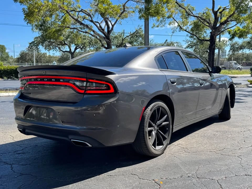 2017 Dodge Charger 7th Gen - Image 4 of 14