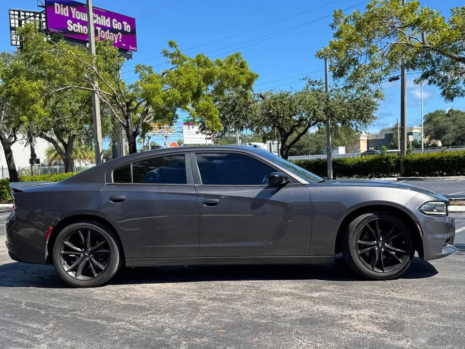 2017 Dodge Charger 7th Gen - Image 7 of 14
