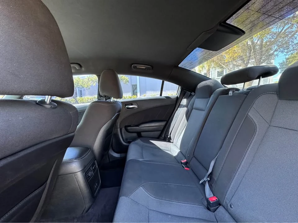 2017 Dodge Charger 7th Gen - Image 12 of 14