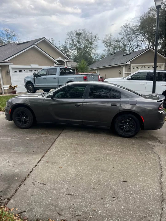 2017 Dodge Charger 7th Gen - Image 4 of 10