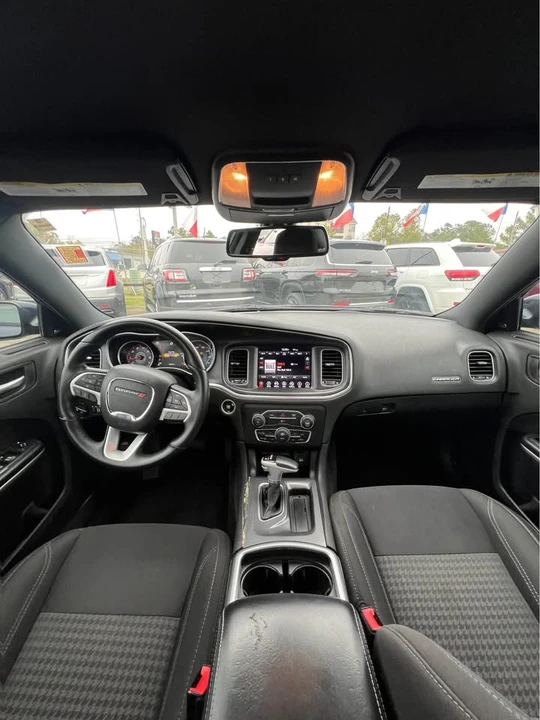 2017 Dodge Charger 7th Gen - Image 7 of 8