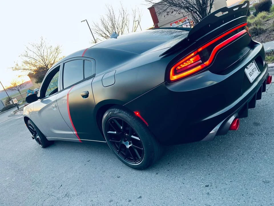 2017 Dodge Charger 7th Gen - Image 4 of 16