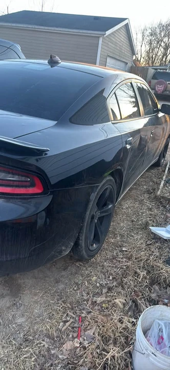2017 Dodge Charger 7th Gen - Image 4 of 4